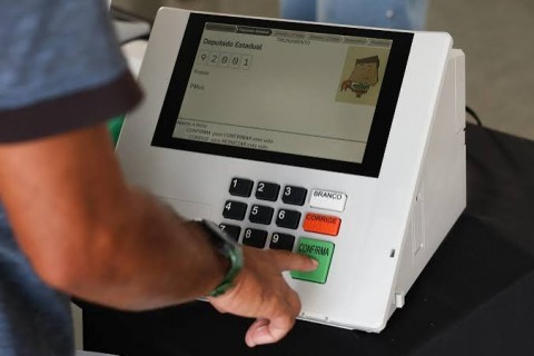 Do documento à urna: confira o que o eleitor precisa fazer no dia da votação