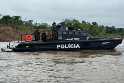 Lancha blindada de R$ 3,3 milhões reforça combate ao crime nos rios do Juruá