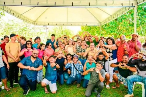 Mailza reforça apoio à agricultura familiar durante encontro com produtores no Bujari